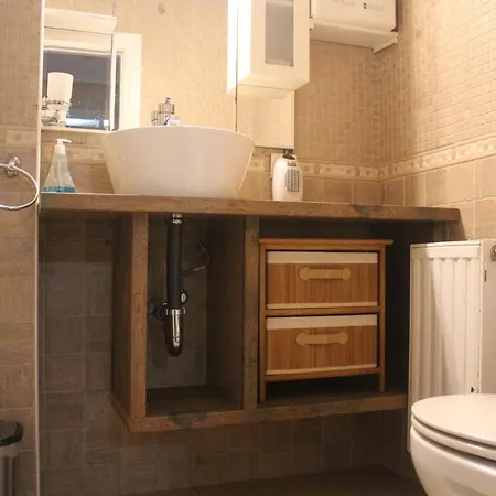 Acogedor Apartamento En Pleno Barrio De La Sidra *